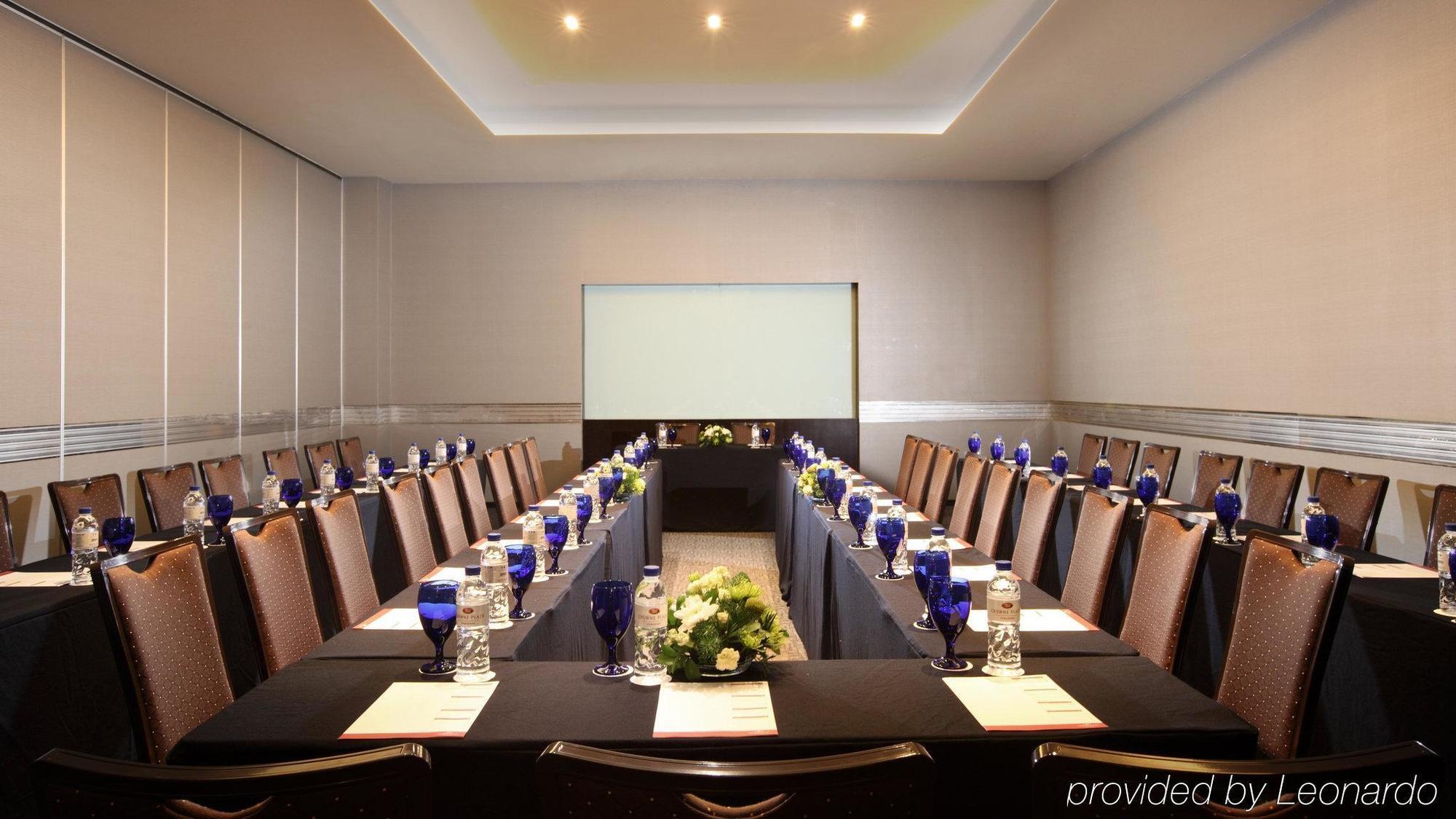 Po Hotel Semarang Kinh doanh bức ảnh