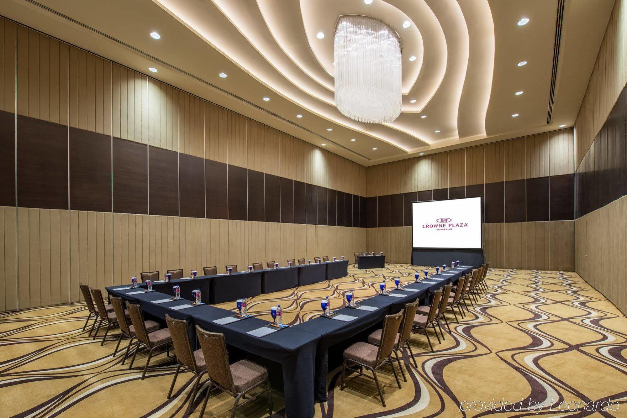 Po Hotel Semarang Ngoại thất bức ảnh