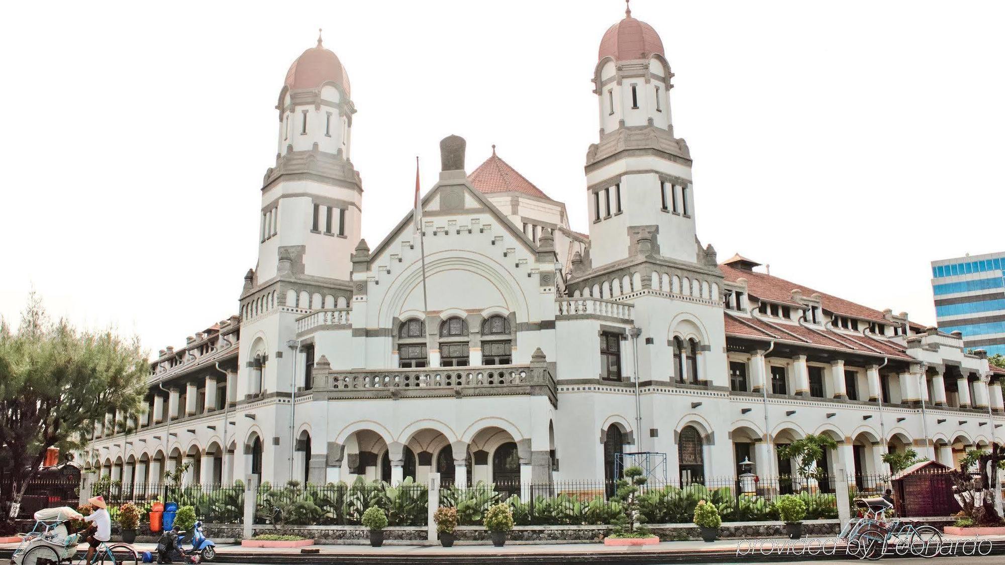 Po Hotel Semarang Ngoại thất bức ảnh